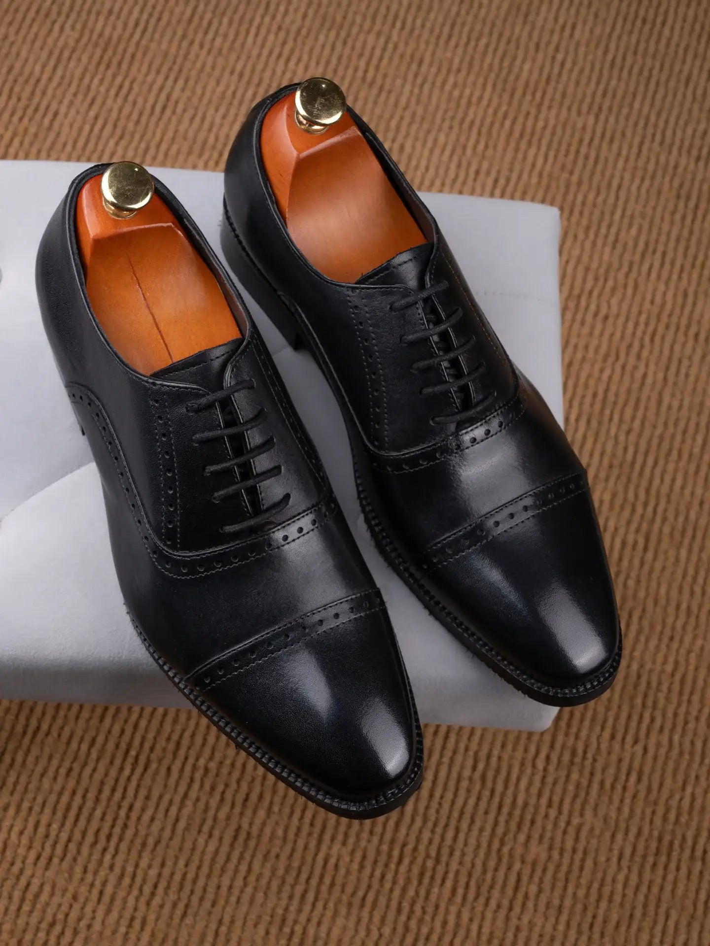 HANDCRAFTED Premium Men's Leather Lace-ups Collection
